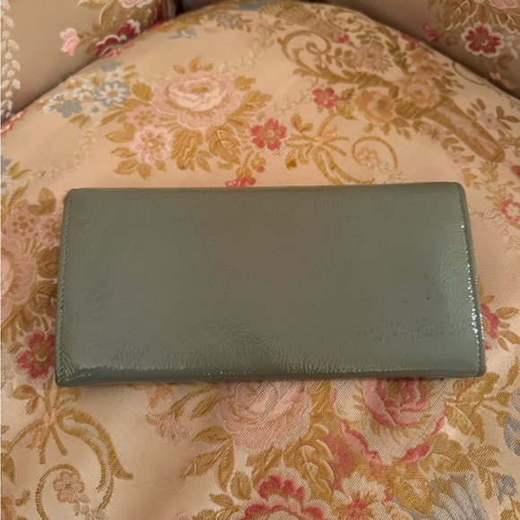 Yves Saint Laurent Mint Leather Wallet - Picture 10 of 16